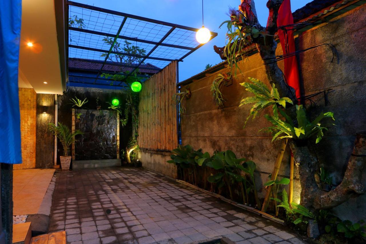 Valomia Guest House Dempasar Exterior foto